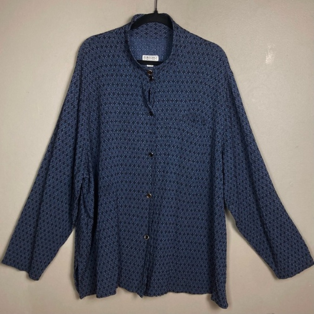 Democracy blouse‎ button down women's 3X Plus embroidered chambray blue black